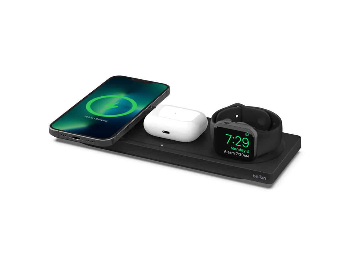 Belkin BoostCharge Pro 3-in-1 Wireless Charging Pad med MagSafe Svart