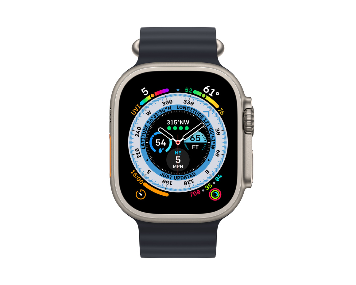 Apple Watch Ultra med Havsband Midnatt